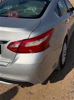 نيسان ألتيما